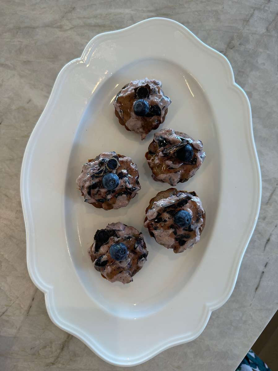 Blueberry and honey pupcakes